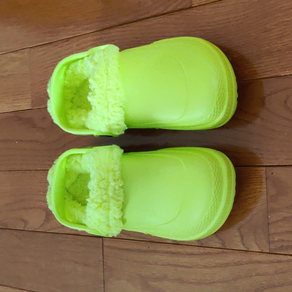 Cute boys faux fur sock slippers - Picture 2 of 4